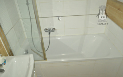 Prenájom bytu 2+1, centrum, Sp. Nová Ves