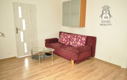 Prenájom bytu 2+1, centrum, Sp. Nová Ves