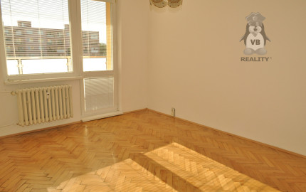 Prenájom bytu 3+1 s loggiou, sídl. Tarča, Sp. Nová Ves