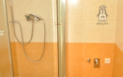 Prenájom bytu 3+1 s loggiou, sídl. Tarča, Sp. Nová Ves