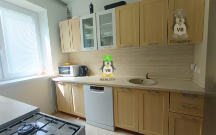 Predaj 3- izbový útulný byt s garážou v Michalovciach