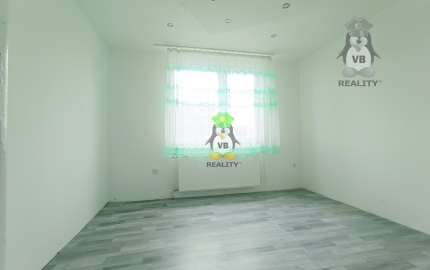 6. izbový veľký dom pre veľkú rodinu, 800 m2, 16 km od Michaloviec