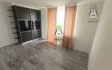 6. izbový veľký dom pre veľkú rodinu, 800 m2, 16 km od Michaloviec