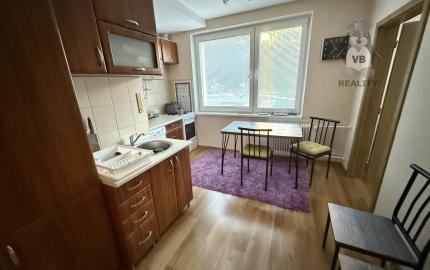 Byt 2+1 sídl. Tarča, Sp. Nová Ves