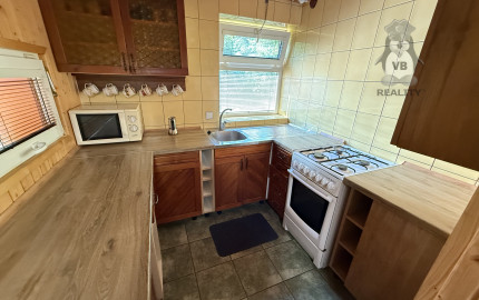 Chata v časti Čingov, okr. Sp. Nová Ves