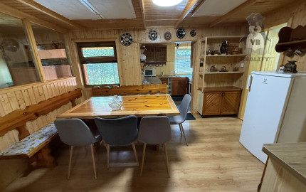 Chata v časti Čingov, okr. Sp. Nová Ves