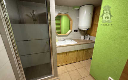 Chata v časti Čingov, okr. Sp. Nová Ves