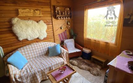 Ponúkame na predaj záhradu s chatkou v pri sídlisku Mier.