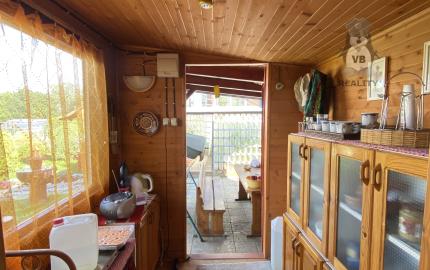 Ponúkame na predaj záhradu s chatkou v pri sídlisku Mier.