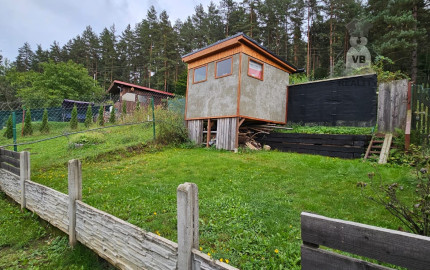Byt 3+1 s loggiou a pozemkom v obci Rudňany, okres Sp.N.Ves