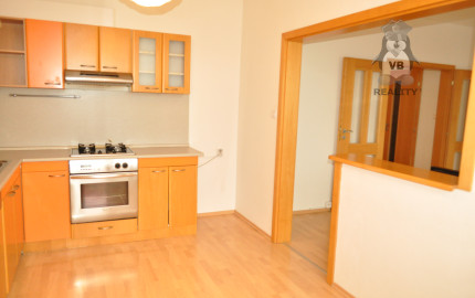 Byt 5+1 s loggiou, sídl. Západ 1, Sp. Nová Ves