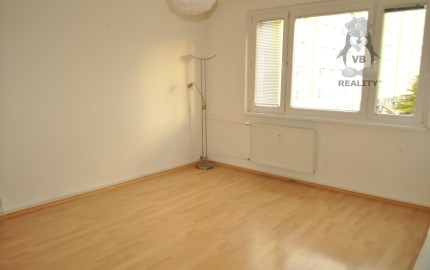 Byt 5+1 s loggiou, sídl. Západ 1, Sp. Nová Ves