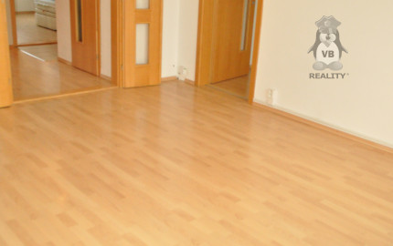 Byt 5+1 s loggiou, sídl. Západ 1, Sp. Nová Ves