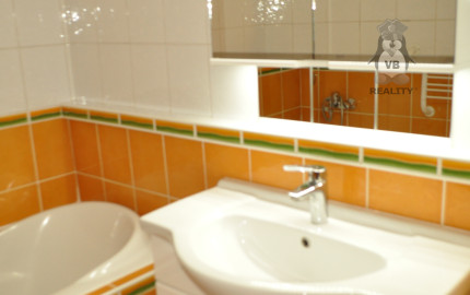 Byt 5+1 s loggiou, sídl. Západ 1, Sp. Nová Ves