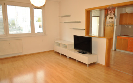 Byt 5+1 s loggiou, sídl. Západ 1, Sp. Nová Ves