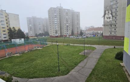 Byt 2+1 s loggiou na sídlisku Západ II, Smižany, okres SNV