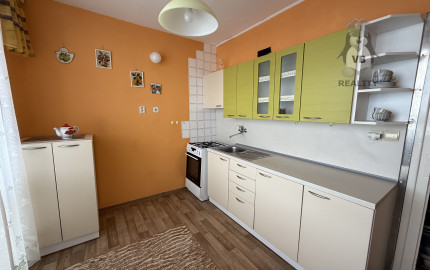 Byt 2+1 s loggiou centrum, Sp. Nová Ves