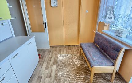 Byt 2+1 s loggiou centrum, Sp. Nová Ves