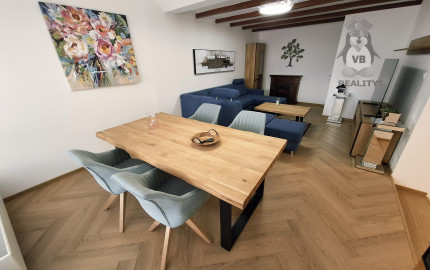 Výnimočný 2-izbový byt priamo v centre mesta