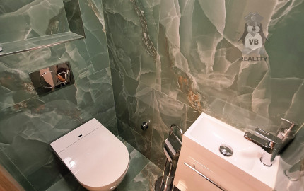 Výnimočný 2-izbový byt priamo v centre mesta