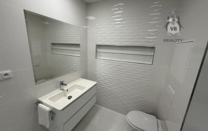 EXKLUZÍVNE NA PREDAJ – 2-IZBOVÝ BYT , KROMPACHY