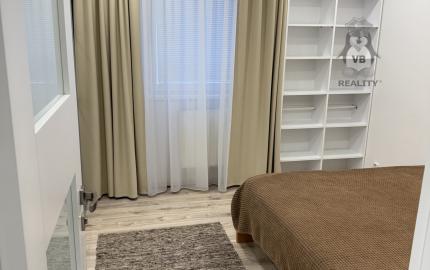 EXKLUZÍVNE NA PREDAJ – 2-IZBOVÝ BYT , KROMPACHY