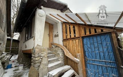 Rodinný domček s ďalšou samostatnou bytovou jednotkou