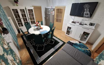 4-izbový byt, na sídlisku Tarča