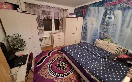 4-izbový byt, na sídlisku Tarča