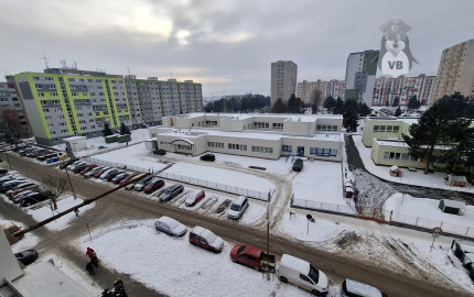 prerobený 3-izbový byt s loggiou na sídlisku Západ 1