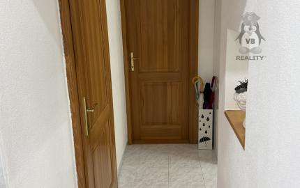 EXKLUZÍVNE: Zrekonštruovaný 4 iz. byt s loggiou, 83,7 m2,  Krompachy, blízko centra