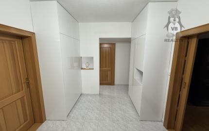 EXKLUZÍVNE: Zrekonštruovaný 4 iz. byt s loggiou, 83,7 m2,  Krompachy, blízko centra