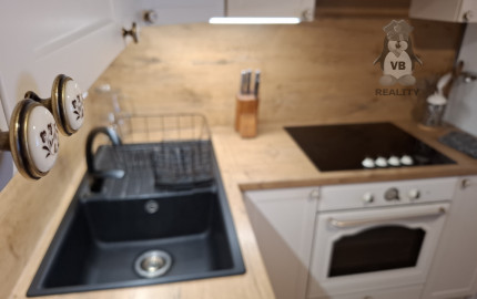 prerobená chata na celoročné bývanie v Poráčskej doline