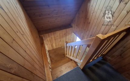 prerobená chata na celoročné bývanie v Poráčskej doline