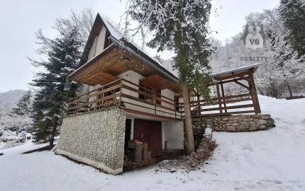 prerobená chata na celoročné bývanie v Poráčskej doline