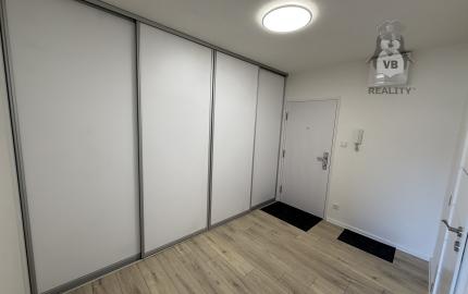 PRENÁJOM – 2-IZBOVÝ BYT S LOGGIOU, Hlavná 2 Krompachy