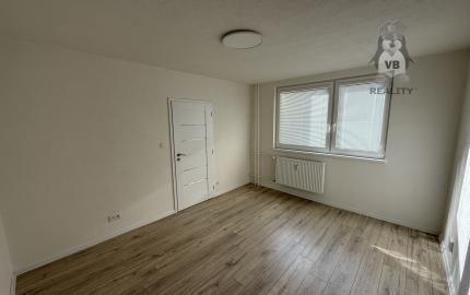 PRENÁJOM – 2-IZBOVÝ BYT S LOGGIOU, Hlavná 2 Krompachy