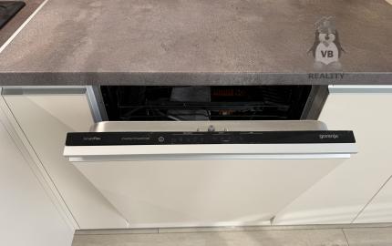 PRENÁJOM – 2-IZBOVÝ BYT S LOGGIOU, Hlavná 2 Krompachy