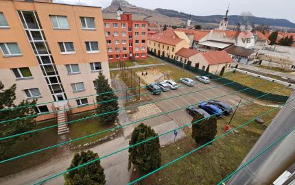 Byt 3+1 s loggiou a vlastným kúrením v Spišskom Podhradí, okres Levoča
