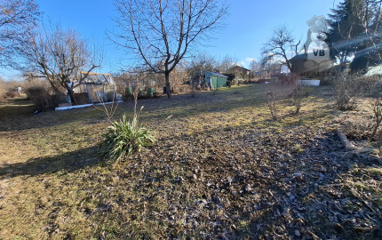 Záhradka v záhradkárskej oblasti Pod letiskom, sídlisko Mier