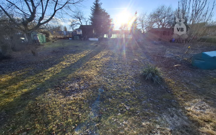 Záhradka v záhradkárskej oblasti Pod letiskom, sídlisko Mier