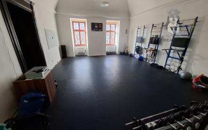 Priestory na prenájom priamo na námestí – Spišská Nová Ves