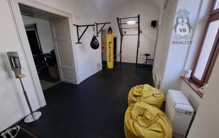 Priestory na prenájom priamo na námestí – Spišská Nová Ves