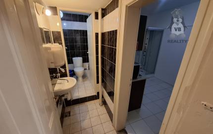 Priestory na prenájom priamo na námestí – Spišská Nová Ves