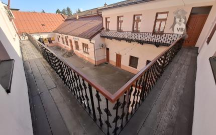 Priestory na prenájom priamo na námestí – Spišská Nová Ves