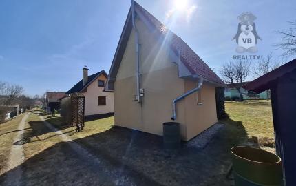 Záhradka s murovanou chatkou - Spišská Nová Ves - Brusník