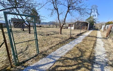 Záhrada s dobrou polohou – Tarča, záhradkárska osada Spiš