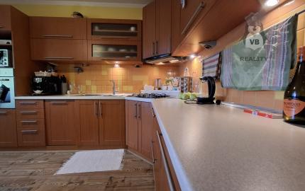 Prerobený 4-izbový byt s loggiou – Smižany, Nálepkova ulica