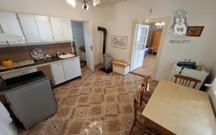 Rodinný dom s veľkým pozemkom – Arnutovce