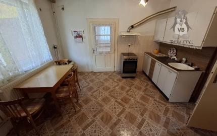 Rodinný dom s veľkým pozemkom – Arnutovce